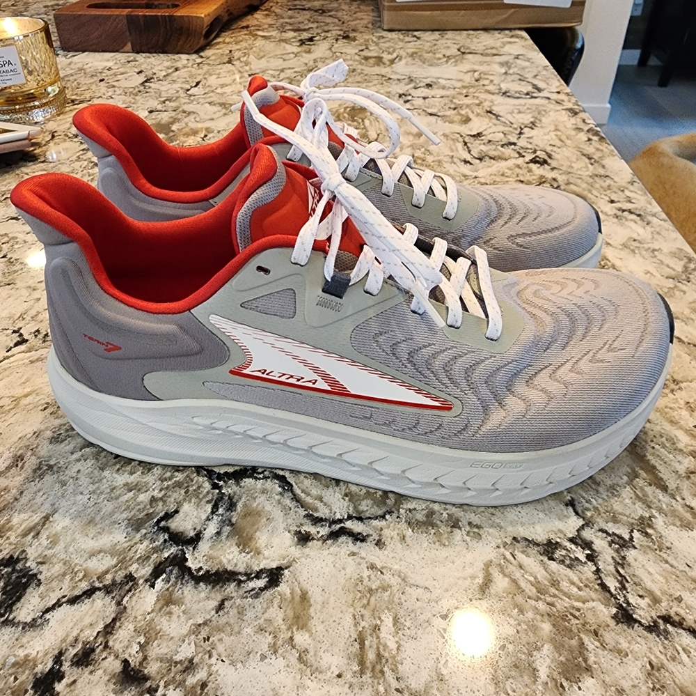 MEN'S ALTRA TORIN 7, Size 10